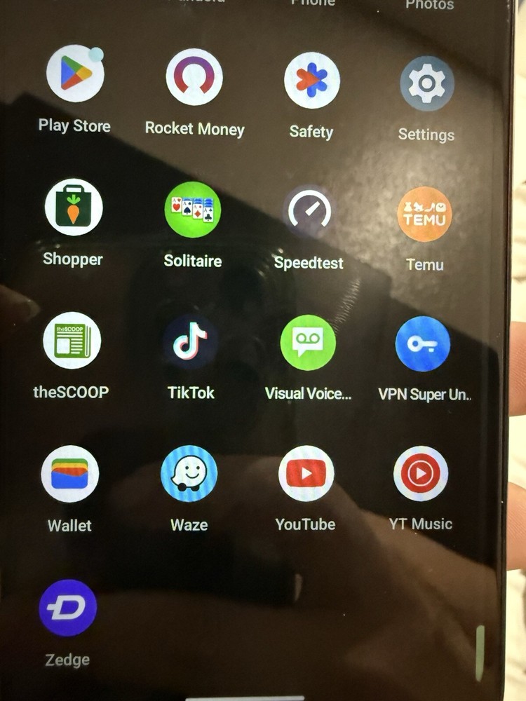 TikTok Cricket Icon 6, 64GB, 4GB RAM, 8MP FF Camera, Cloud White Prepaid – Used
