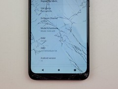 Motorola moto e20 (XT2155-5) 32GB – Gray (Telcel) Smartphone – CRACKED – H0249