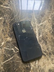 Apple iPhone 8 – 64GB – Space Gray (Sprint) [For Parts])