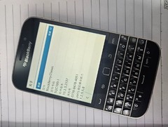BlackBerry Classic Q20 16GB+2GB RAM Unlocked LTE Qwerty Keyboard