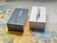Apple iPhone 5/5s 8/16/32/64GB Factory UNLOCKED(any carrier multiple color