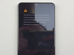 Samsung Galaxy A31 (SM-A315G/L) 128GB (GSM Unlocked) – SMALL ISSUE – J0988