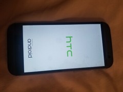 HTC One M8 – 32GB Gunmetal Gray (Verizon)the front camera does not work