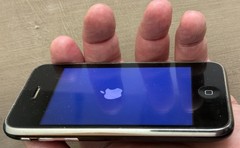 Vintage Apple iPhone 3G 16GB As-is Unlocked Black FACTORY WIPED Excellent Screen