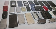 36 Phone iPhone BlackBerry UMX Nokia Samsung Cell Flip Phone Lot [Parts Only]
