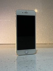 Apple iPhone 6 – 128GB – Silver A1688 (CDMA + GSM)/ DO