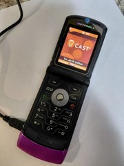 Motorola RAZR V3m Verizon Flip Phone – Works, No Battery, unique deal