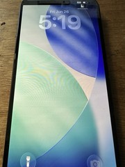 Apple iPhone 15 128GB Black 5G 6.1in 48MP iOS MTLV3LL/A Cracked Back