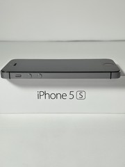 Apple iPhone 5S Space Gray Smartphone Not Turning on Phone Needs Repair A1533