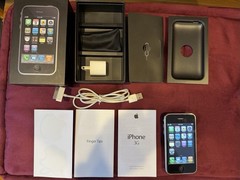 Apple iPhone (model A1241, MB702LL/A) – 3G 8GB AT&T Black – with Box & Docs