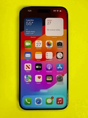 Apple iPhone 15 Pro Max – 256GB – Black Titanium (AT&T) Excellent Condition