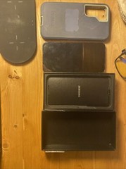 Samsung Galaxy S22 – 128 GB – Black (Unlocked) (Single SIM)