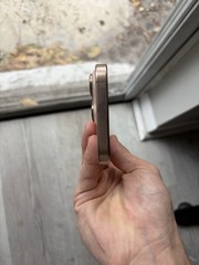 Apple iPhone Gold Color Smartphone Wi-Fi Bluetooth Connectivity Apple iOS