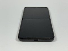 Samsung Galaxy Z Flip3 5G 128GB SM-F711U Phantom Black (AT&T)