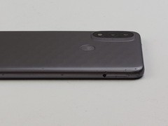 Motorola moto e20 (XT2155-1) 32GB – Gray (Telcel) Smartphone – CRACKED – H5406