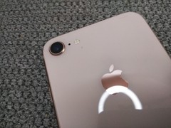 Apple iPhone 8 ROSE GOLD ( EXCELLENT COSMETIC & BATTERY CONDITION) READ