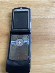 Motorola RAZR / Razor V3 – Black Flip Phone Parts Repairs Untested