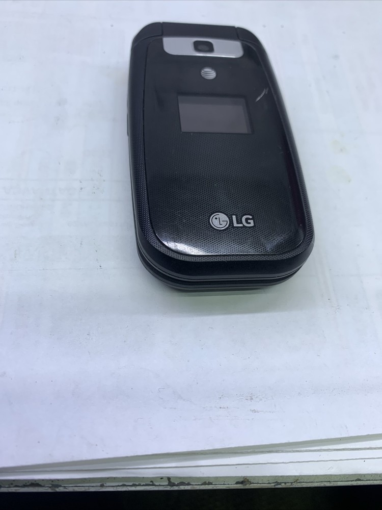 LG True B470 / B 470 – Black and Gray ( AT&T ) Cellular Flip Phone