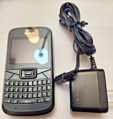 VINTAGE–Kyocera Brio S3015 QWERTY Keyboard Cell Phone-Qualcomm 3G CDMA