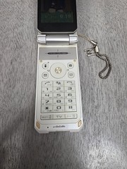 Sharp Aquos Docomo SH905iTV Japanese Flip Phone VIERA Keitai Mobile Phone – 2008