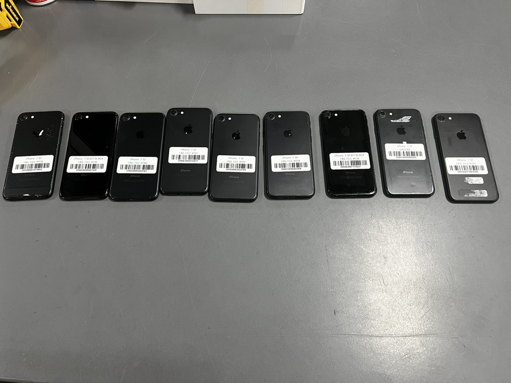 iPhone 7 32GB 9-Pack For Parts ONLY For Parts