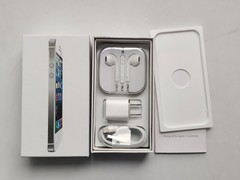 Apple iPhone 5/5s Factory UNlocked(any carrier)16/32/64GB All color Gift