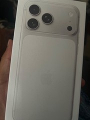 Apple iPhone 17 Pro Max – 2 TB – Silver (Unlocked) Dual Physical SIM No ESIM