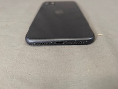 Apple iPhone 11 – 128 GB – Black (Unlocked) Hairline Screen Cr@ck