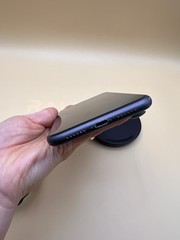 iPhone 11 64GB Unlocked – Wireless Only – Belkin Pad Included/very Good.