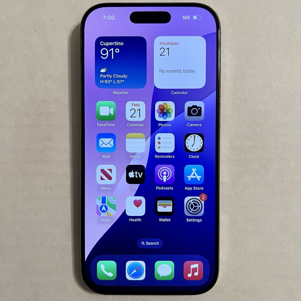 Apple iPhone 16 Pro – 128GB – Natural Titanium (AT&T)