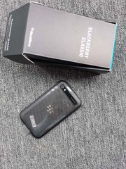 BlackBerry Classic Q20 16GB GSM (Unlocked) 4G LTE Keyboard Smartphone