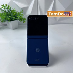 Motorola Razr 2025 | 256GB | Cricket Wireless Locked | Blue