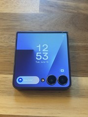 Samsung Galaxy Z Flip7 5G SM-F766U1 (Unlocked) 256GB Blue – INNER LCD SPOT/LINE