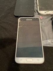 324-lot Of 5 various Samsung Cell Phones All For Parts Damaged Screens Untested