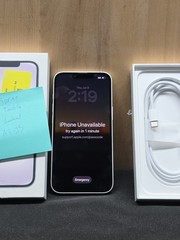 Apple iPhone 17E – 256 GB – White FOR PARTS ONLY- READ! Sprint/Tmobile No Return