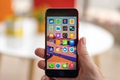 New Apple iPhone SE 3rd Gen (2022) 5G A2595 64GB/128GB/256GB Factory Unlocked