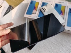 Samsung Galaxy A72 – 128 GB – (Unlocked) Dual sim – Smartphone All colors