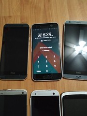 Lot of 14 Mixed Brand htc/and other For parts
