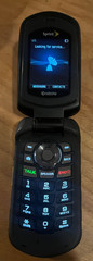 Kyocera DuraXT E4277 – Black and Silver ( Sprint ) Cellular Flip Phone