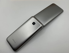 Kyocera DIGNO Keitai 3 902KC Silver dura Unlocked