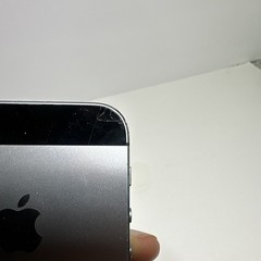 Apple iPhone 5s A1533 Gray 8MP Camera 4.0in iOS Wi-Fi Smartphone *Locked*