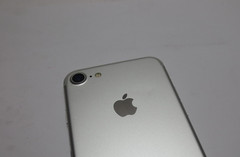 Apple iPhone 7 (A1660) 128GB iOS Silver – Unlocked Any Carrier **READ** #106