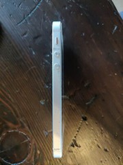Apple iPhone SE – 64GB – Silver (AT&T) A1662 (CDMA + GSM)