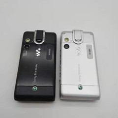 Sony Ericsson w995 w995i 3G WIFI Bluetooth GPS 8MB Camera mobile Keyboard phone