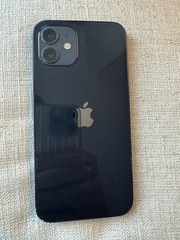 Apple iPhone 12 Black 6.1″ iOS Smartphone 12MP Camera Bluetooth Wi-Fi Box