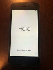 Apple iPhone 5 – 16GB Sprint Black Headphones, Box, Screen protector, Case