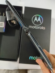 NEW Motorola Moto Razr 5G Razr2 2020 XT2071 256GB Unlocked Android Smartphone