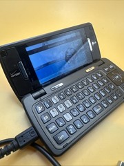 LG enV Touch VX11000 Verizon QWERTY Slider Phone 3.2MP Schneider Lens Tested