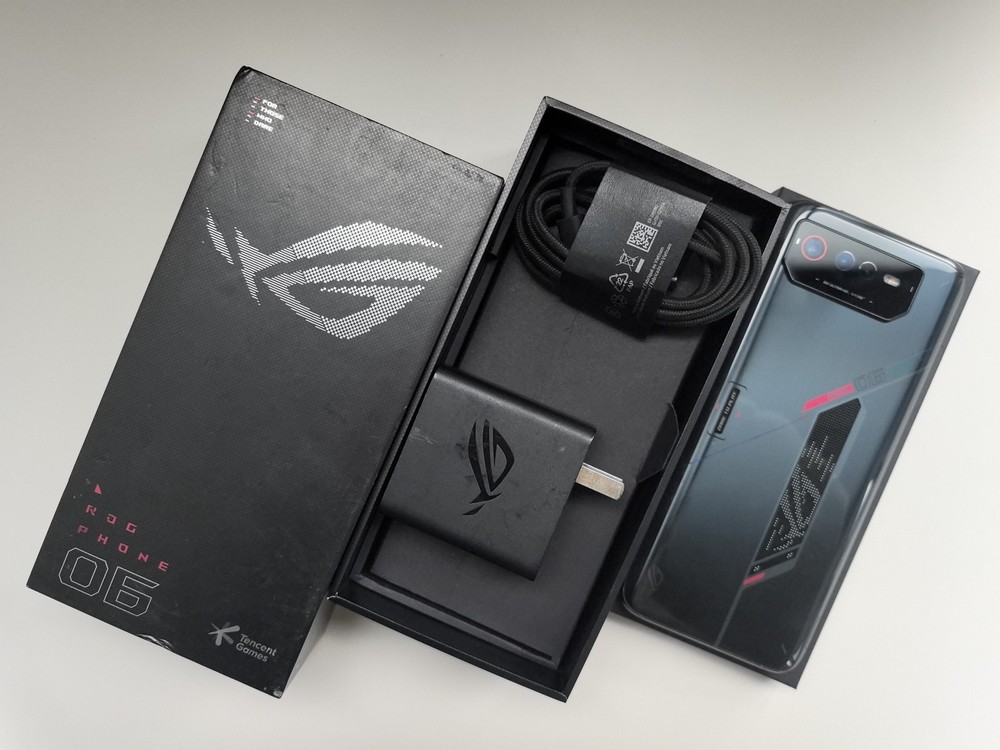 Asus ROG Phone 6 16+512GB Unlocked 5G GAME PHONE Google play Global