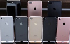 Apple iPhone 7 Unlocked Various Colors 32GB 128GB 256GB Smartphone Used